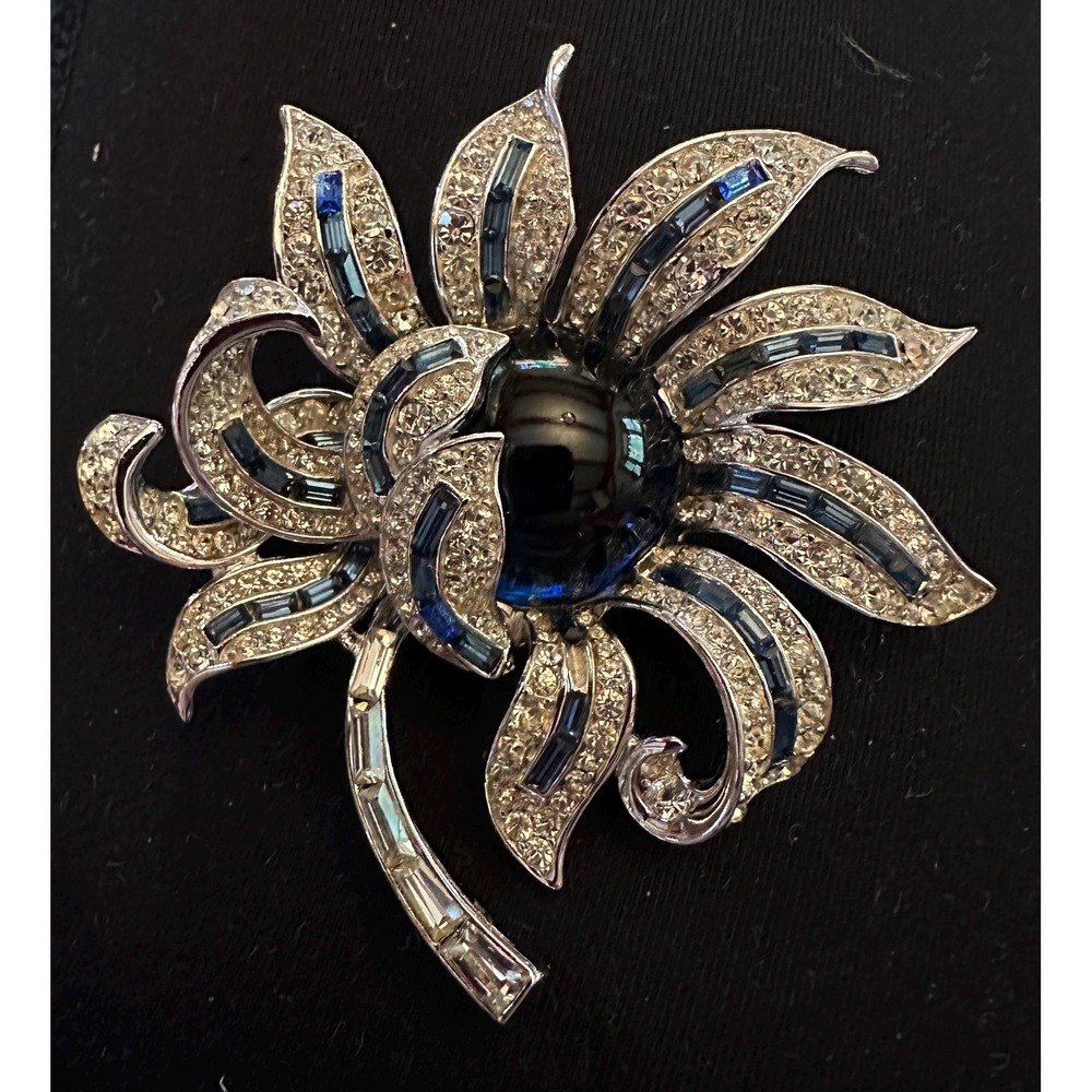 Trifari Flower Brooch Blue Jelly Belly